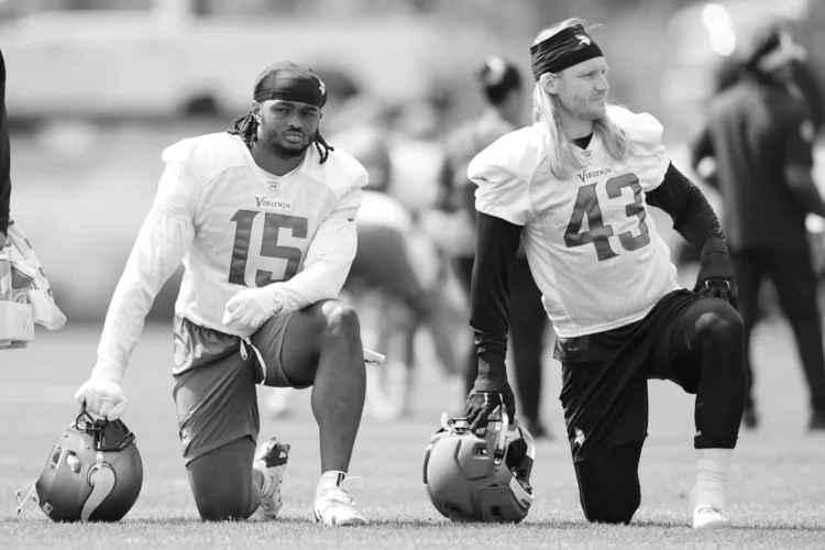 Turner moves into critical role for Vikings